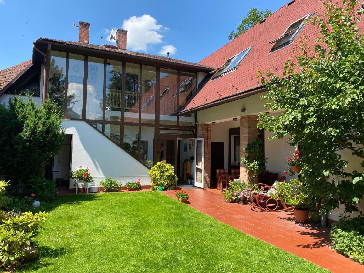 Penzion Country Club Hotel Žamberk Kültér fotó